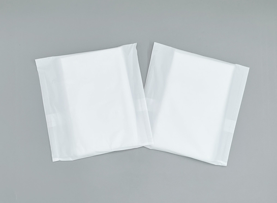 Portable Disposable Adult Bibs Adjustable Protect Clothing From Food