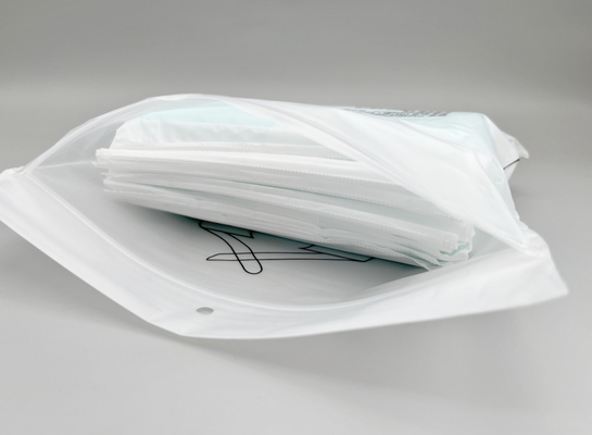 Lightweight Disposable Clothing Protectors For Adults Leak Proof Comfortable