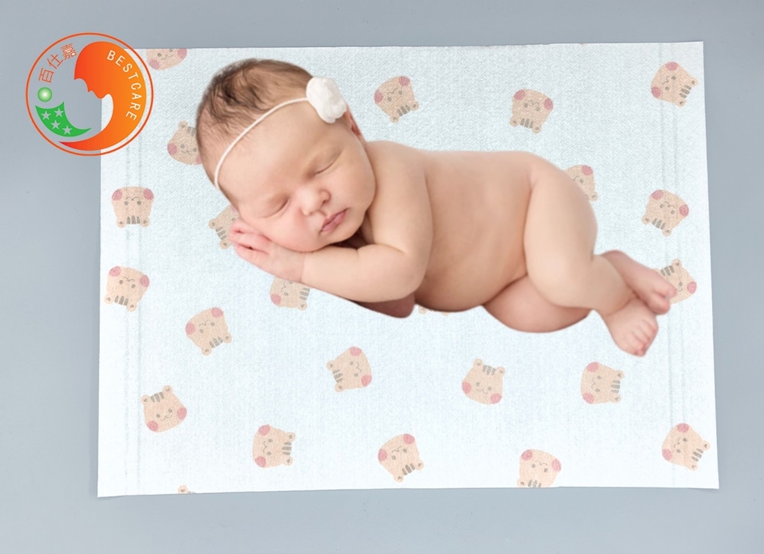 Lightweight Disposable Diaper Mat Versatile With Pattern Printing